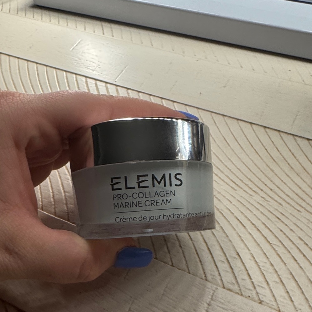 ELEMIS bundle - Picture 8 of 8